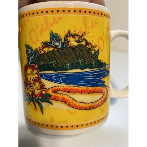 HAWAII Island Heritage Hilo Hattie O’ahu Lei Yellow Mugs Cups 2002 Set of 2 - Picture 10 of 12